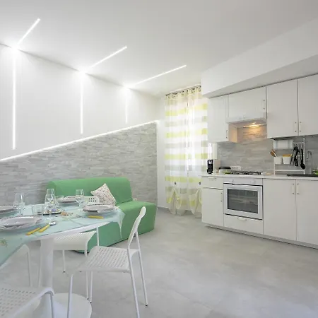 Aurora Del Mare Apartment Vasto